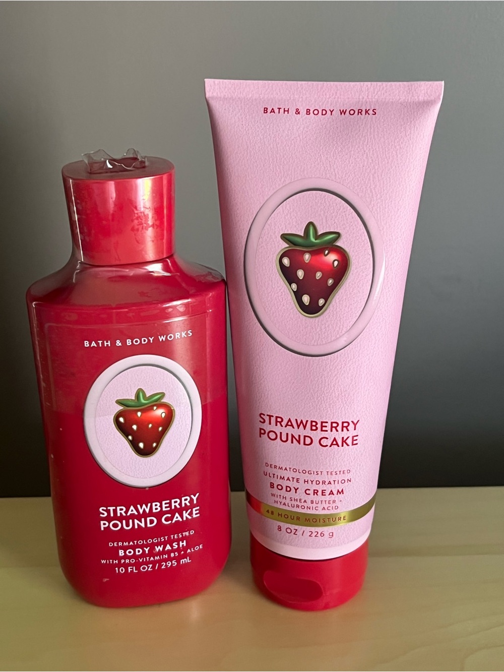 Bath & Body Works Strawberry Poundcake Body Wash & Body Cream New